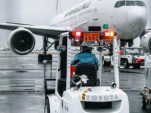 航空运输