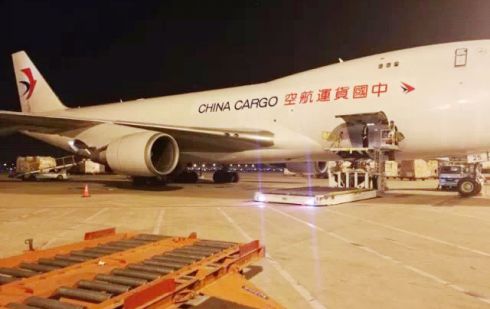 航空运输