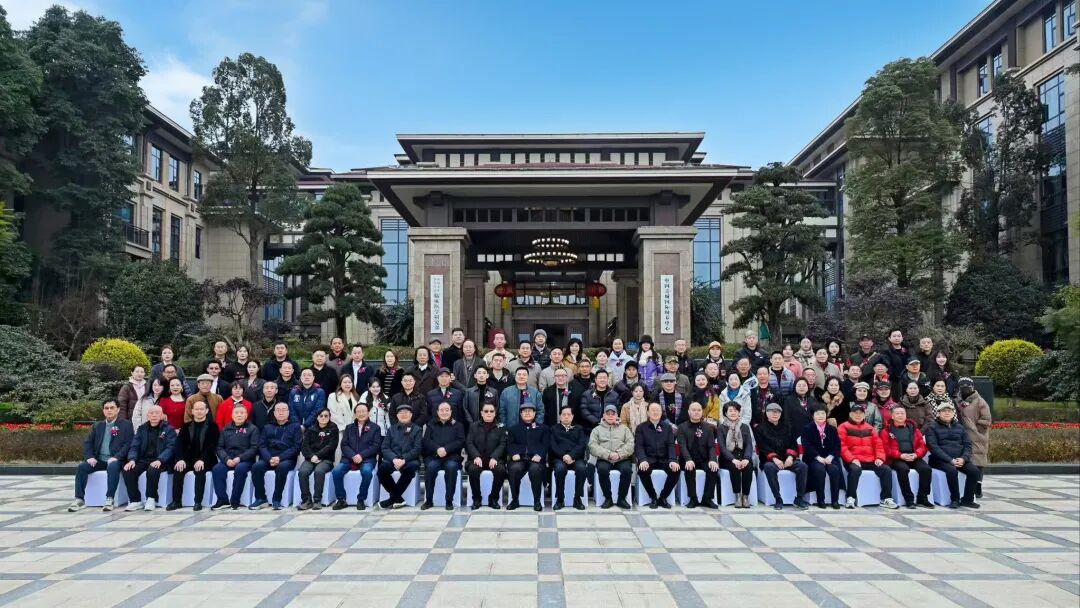 成都青城山医院圆满完成四川省侨界学雷锋志愿服务主题月义诊活动