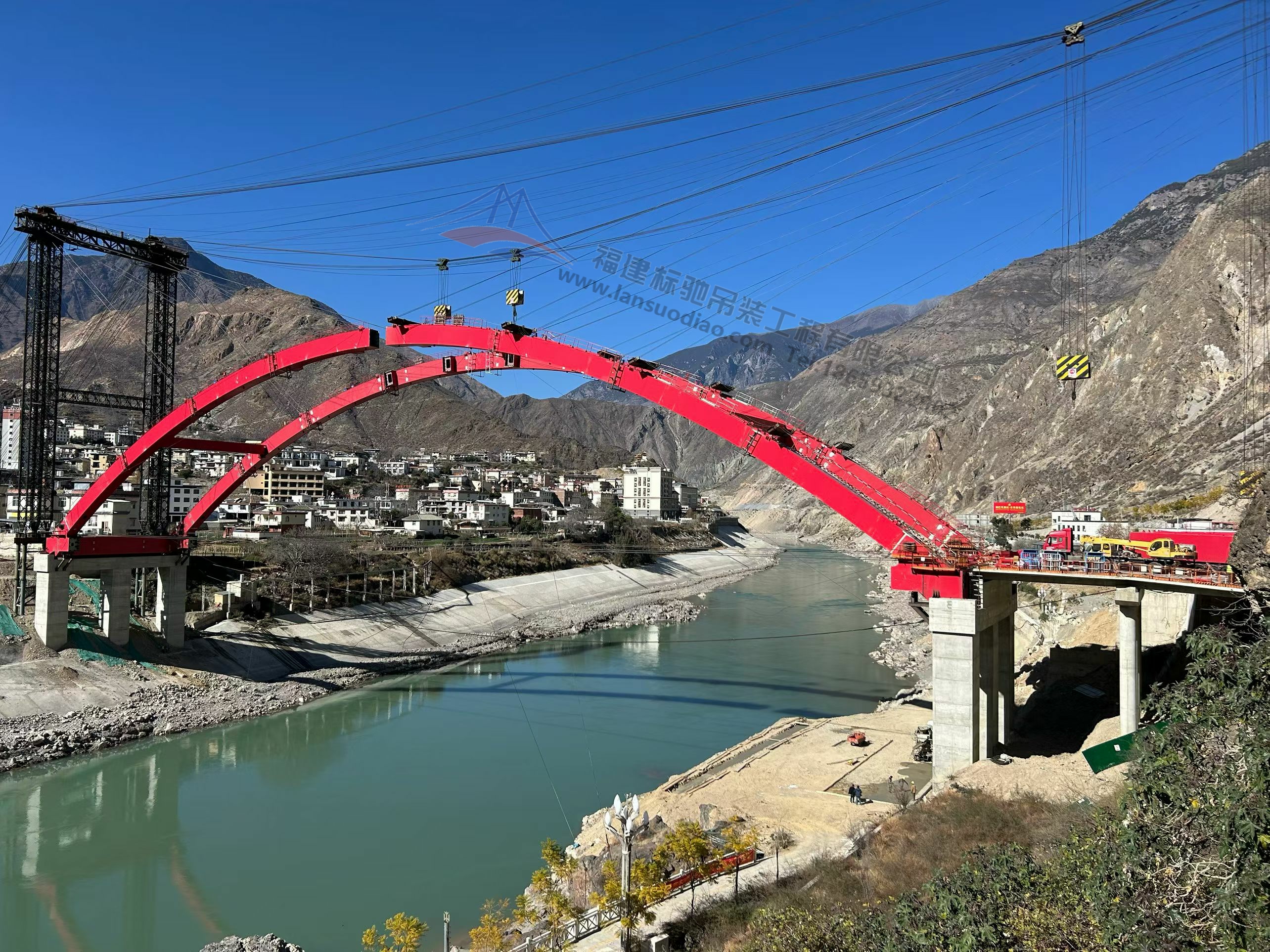 四川甘孜州得荣县瓦卡金沙江大桥