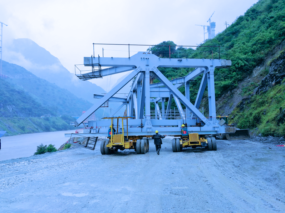 丽江虎跳峡金沙江特大桥