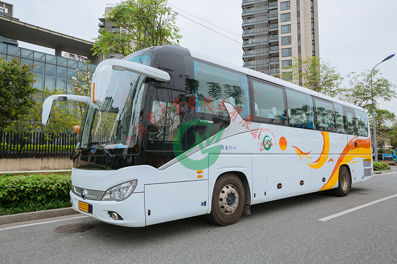 宇通50座