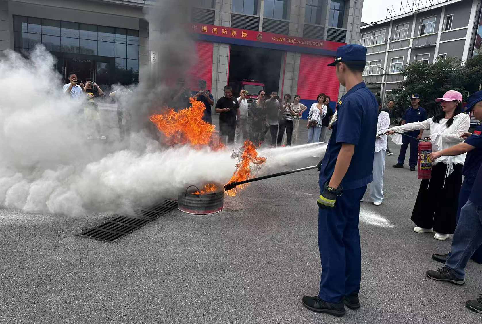 源通公司联合城顺、祥生出租车公司开展消防安全演练