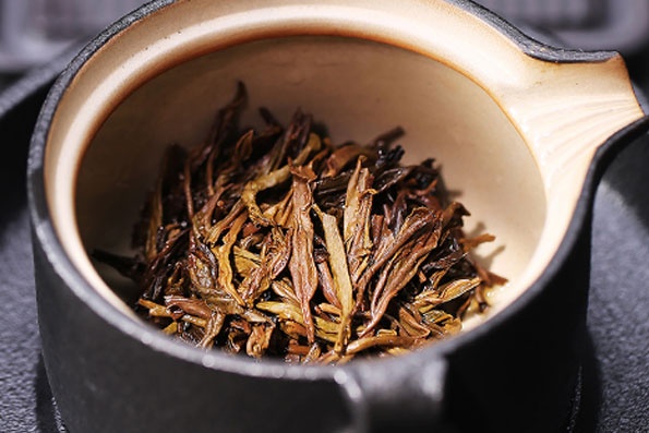 黑茶功效作用，10种人饮黑茶好处