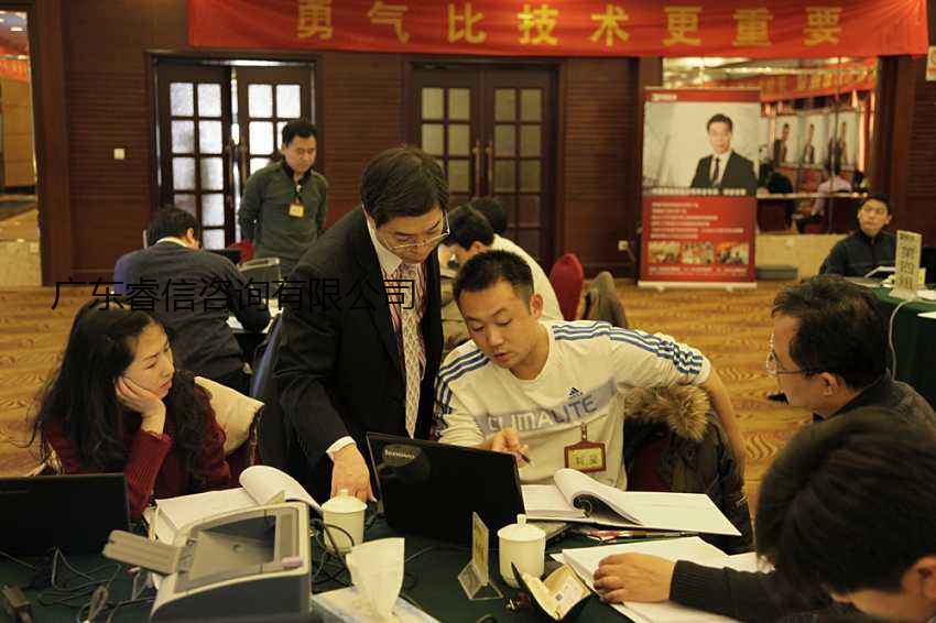 演说制胜——打动客户与领导的商务演说和工作汇报