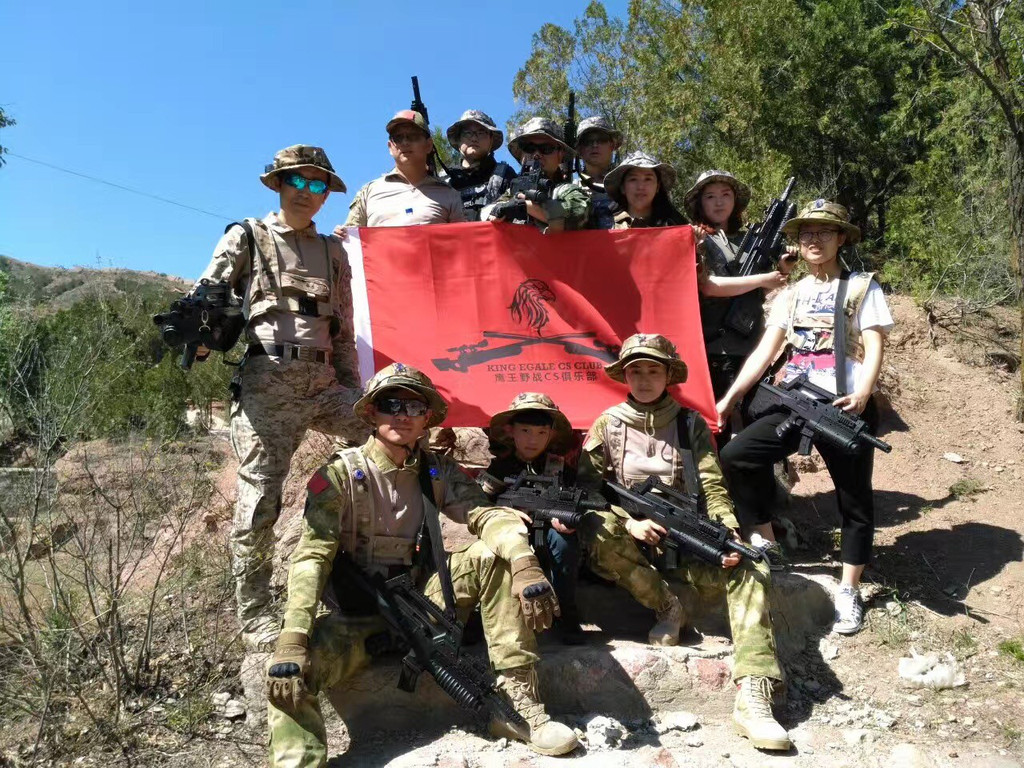 【休闲娱乐+激光CS 真人对战】歼灭 保帅 夺旗 围剿 这个团建不一样