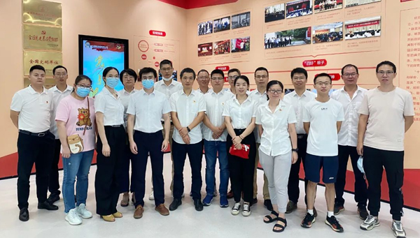Building together, combining forces, Promoting Development - Yatong Welding Material Micro Catalysis Party branch carried out the "into Hangzhou Steel" theme Party Day activity