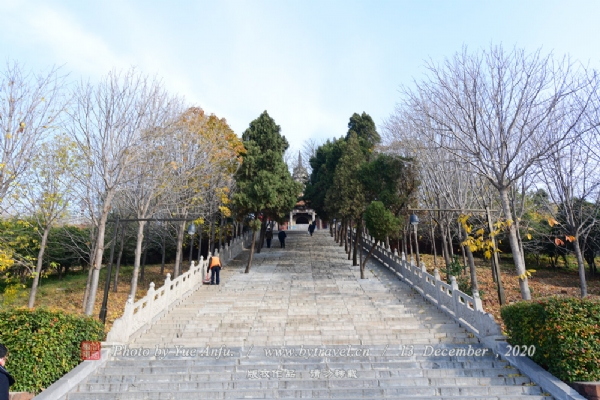 宝丰香山寺