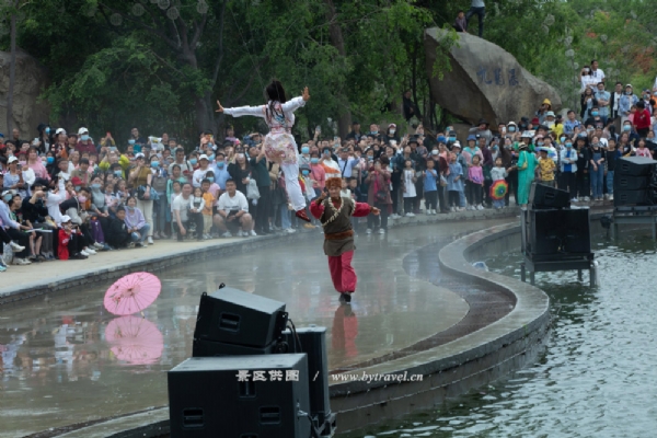 万岁山·大宋武侠城