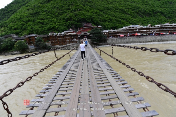泸定桥