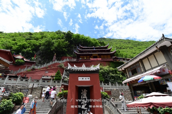 泸定桥