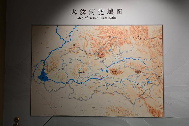 沿着黄河遇见海丨从古老陶器到时尚文创 大汶口文化在传承中焕发新生