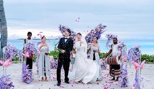 马尔代夫洛曼岛婚礼 | 超浪漫拖尾沙滩！