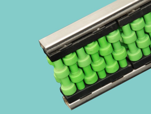 Intermediary roller guide 