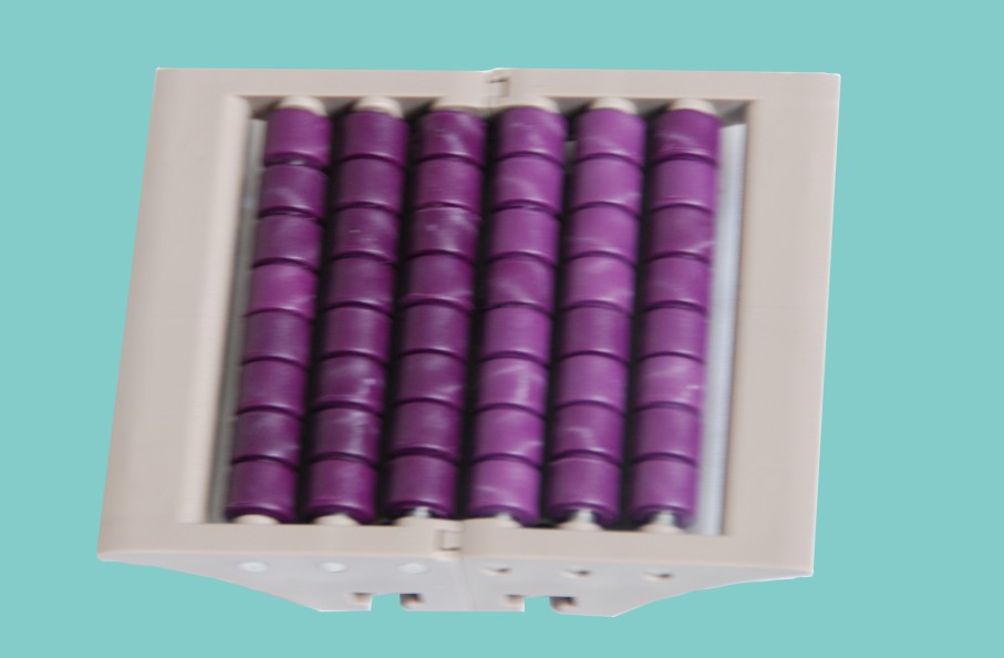 Conveyor transfer plates