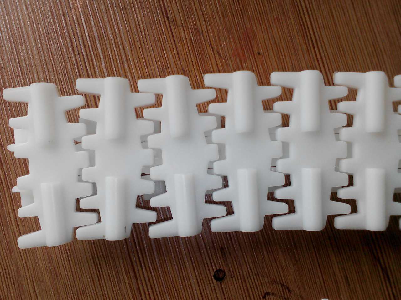 LF63R ribbed flexible conveyor chains 