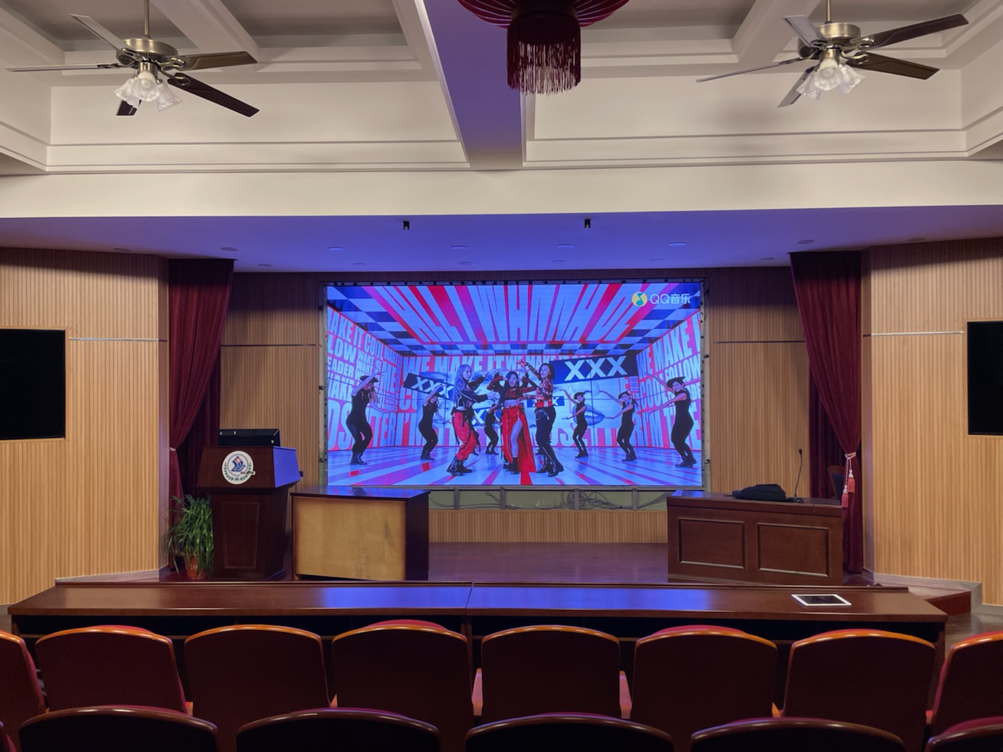 上海市静安区中华新路619号上海市闸北区中心医院