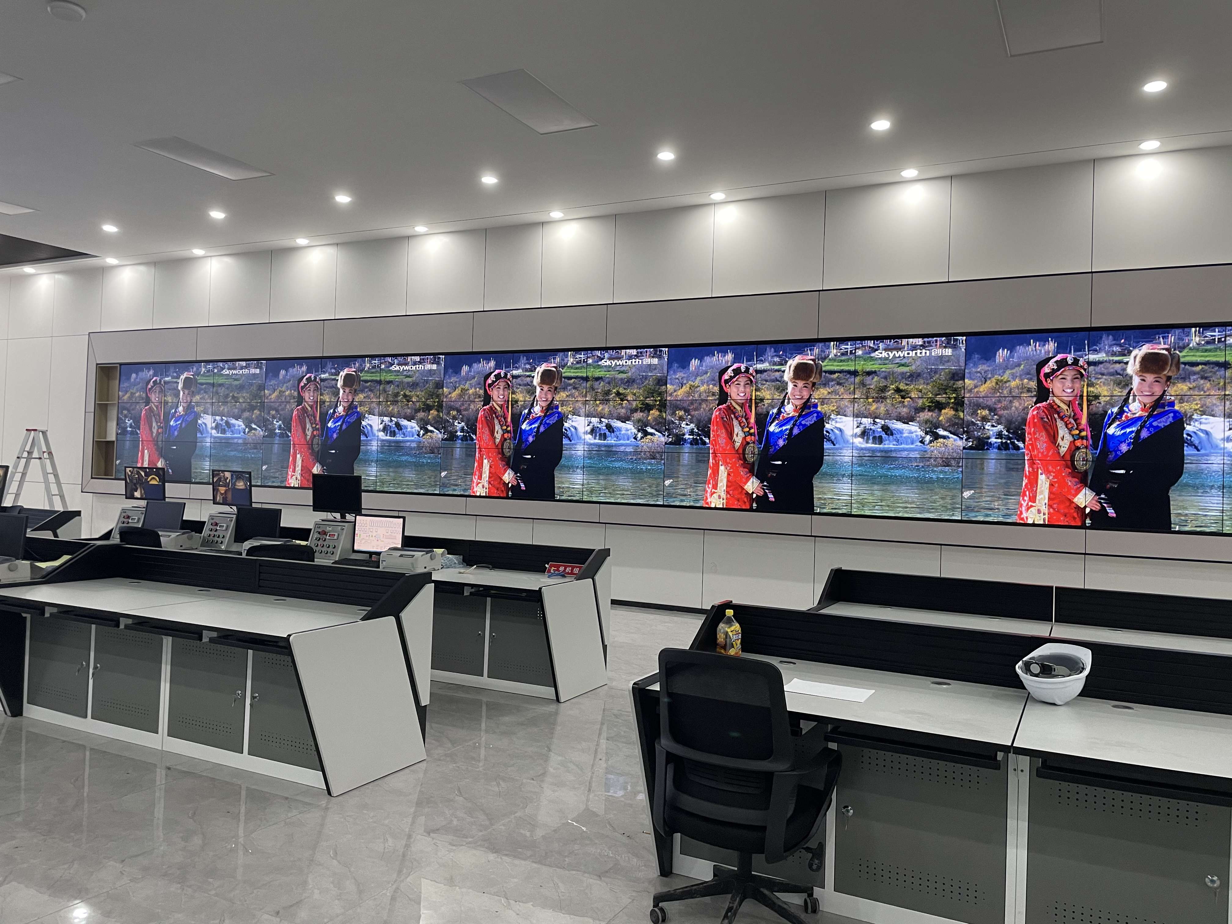 宝山区潘泾路1419号金融街中铁十五局沪渝蓉高铁沪宁段站前1标拌合站