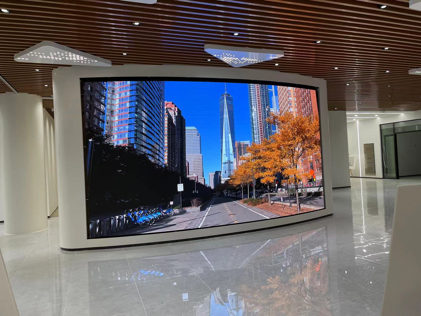 上海市宝山区萧月路151号（上海飞土房地产开发经营有限公司）宝山党群中心