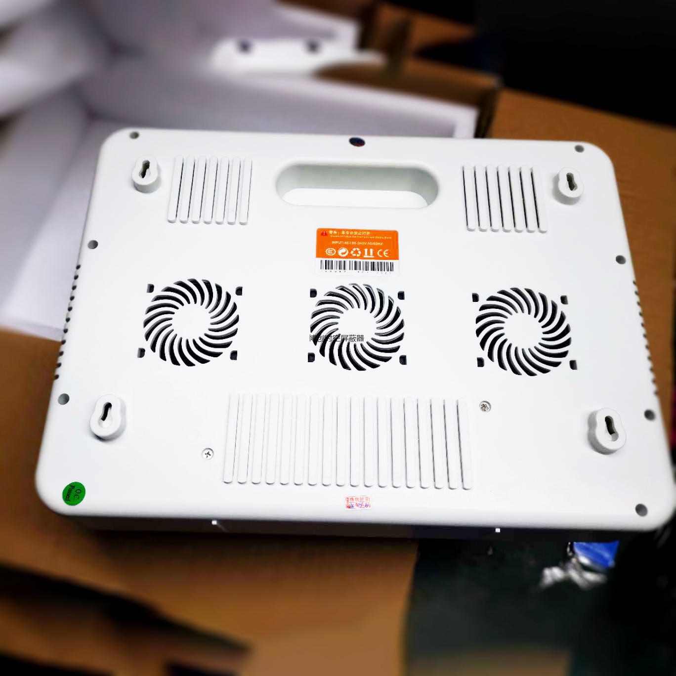 东莞威力工厂车间防止员工玩手机安装博创时空内置大功率5g手机信号屏蔽器