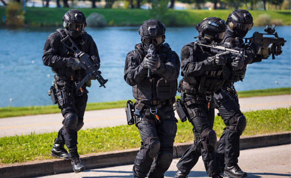 警用安检防恐，内窥镜用于箱包检查、防恐作战