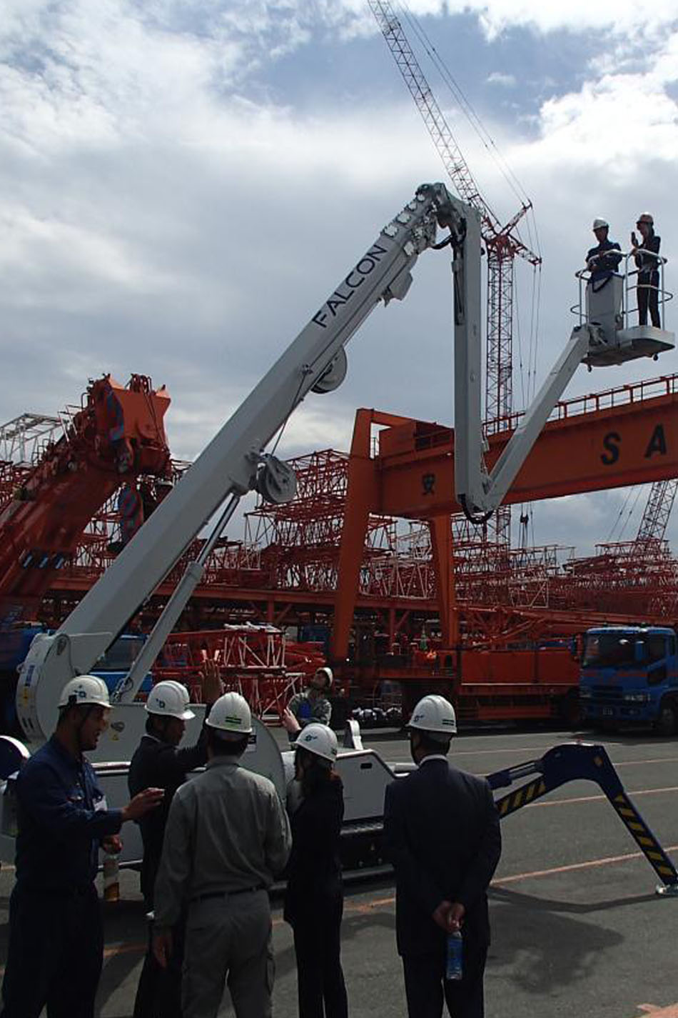 37米橡膠履帶蜘蛛式升降機(jī)