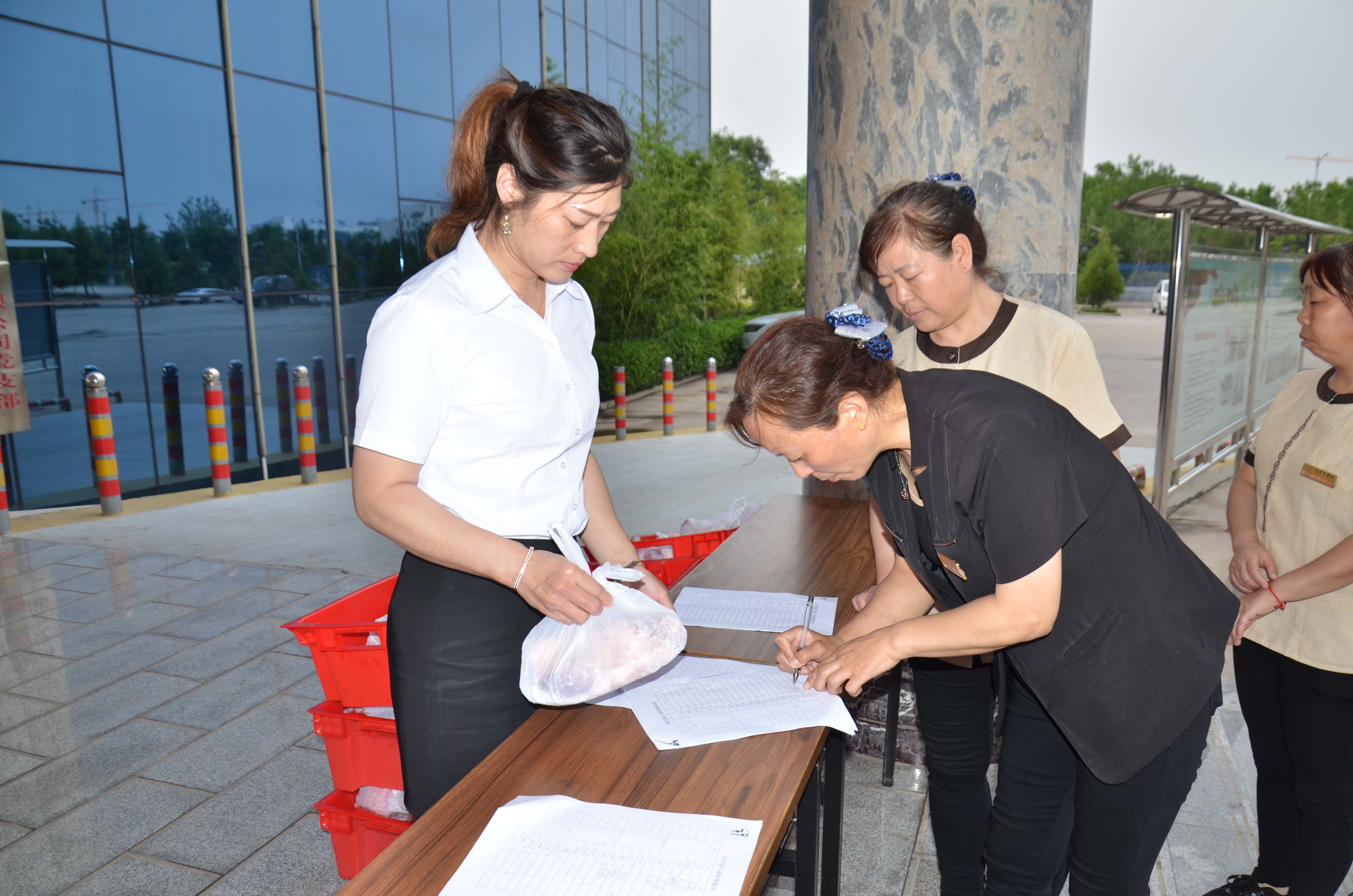 粽叶飘香五月五 || 奇发28pc为全体员工发放端午福利