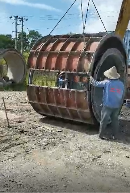 管道生产现场