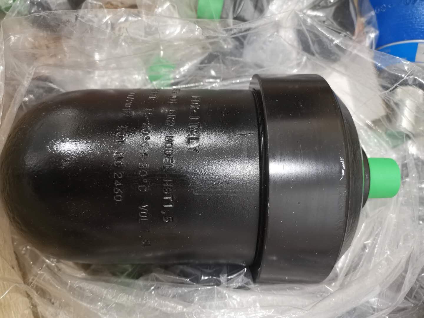 FOX蓄能器_HST0.5_HST1.5_HST0.1
