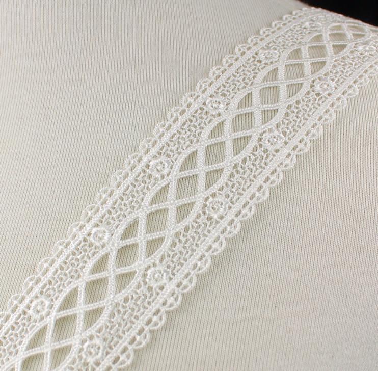 Embroidery lace