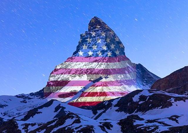 阿尔卑斯山国旗投影