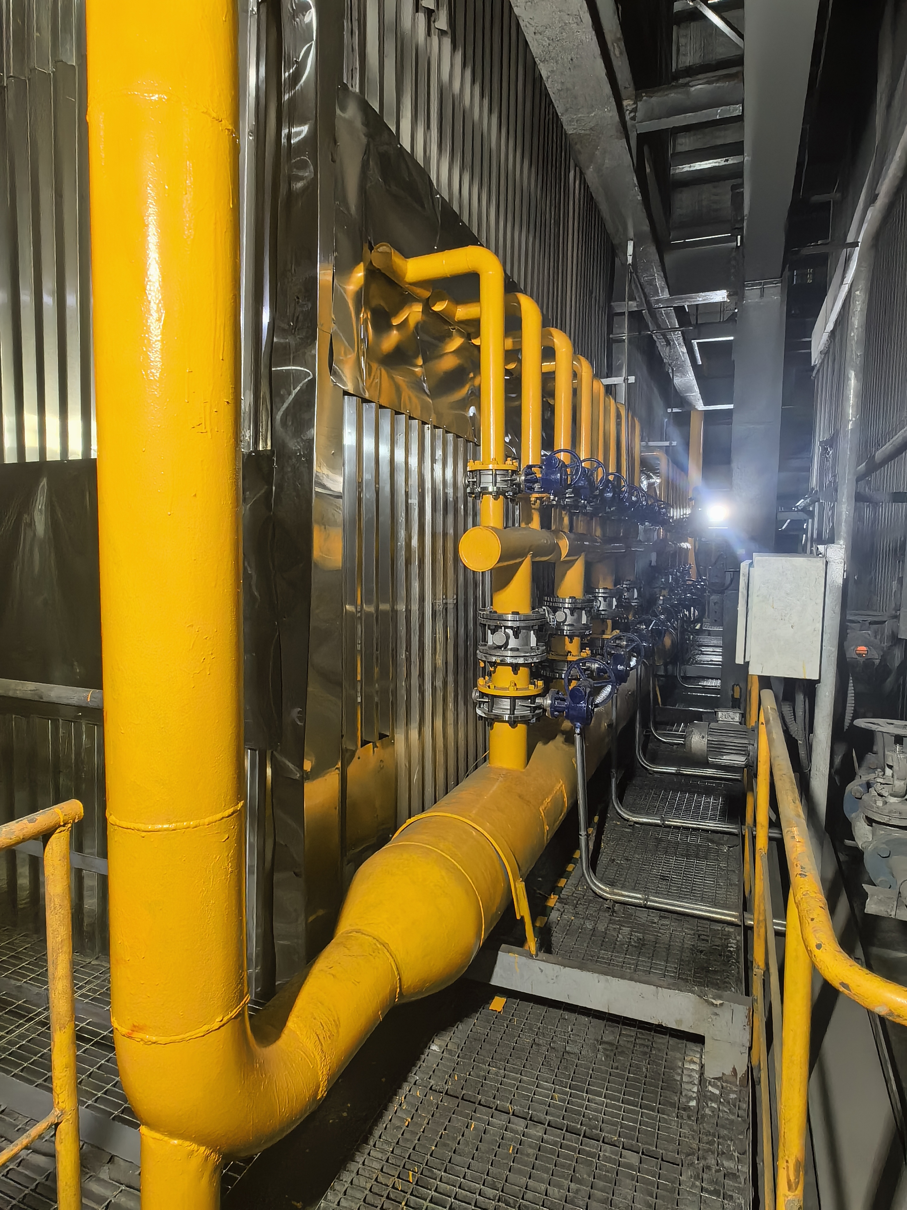 新疆中泰矿冶4×150MW