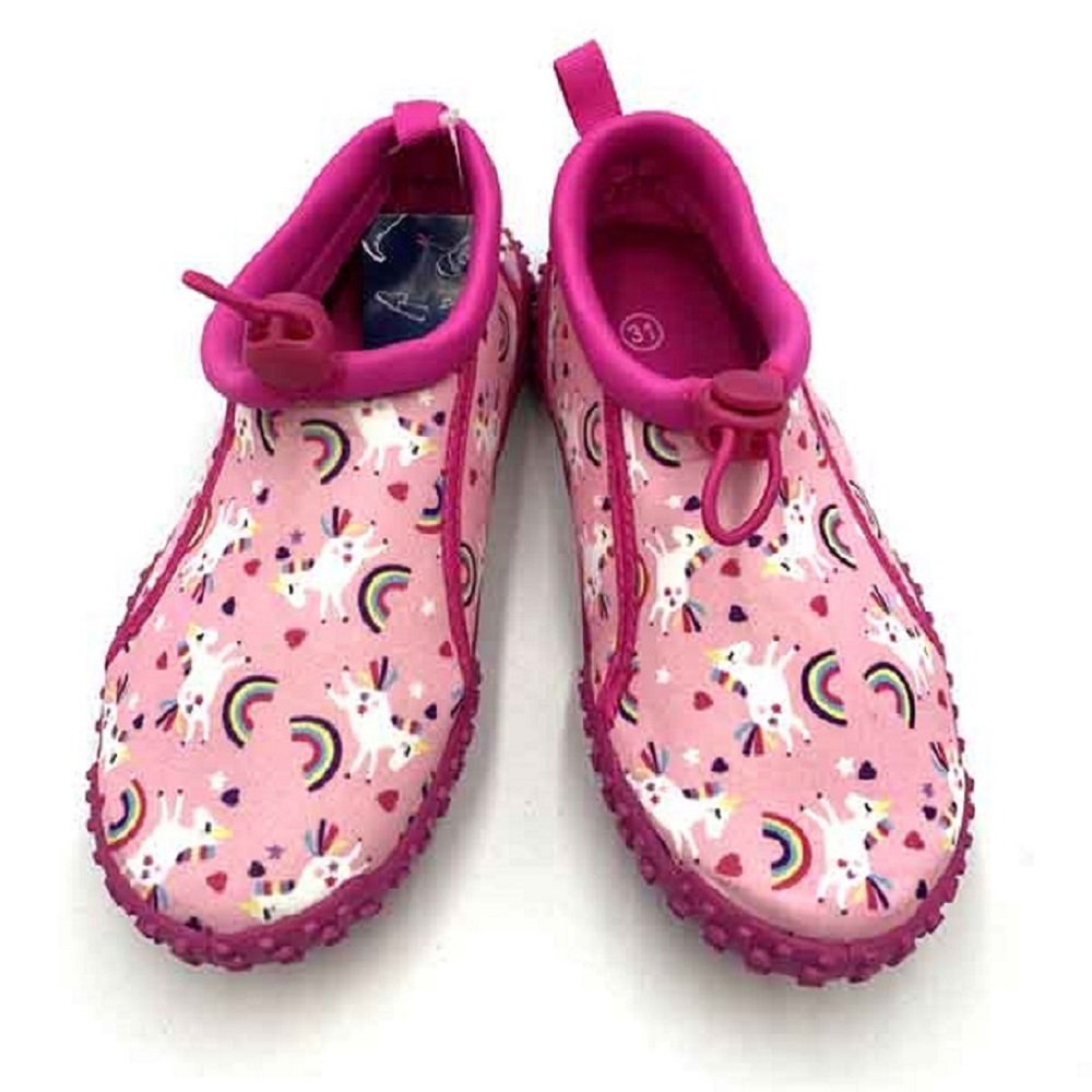 beach shoes