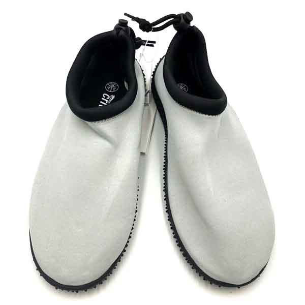 beach shoes