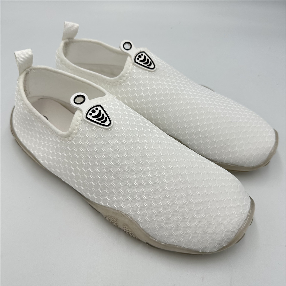 Beach shoes