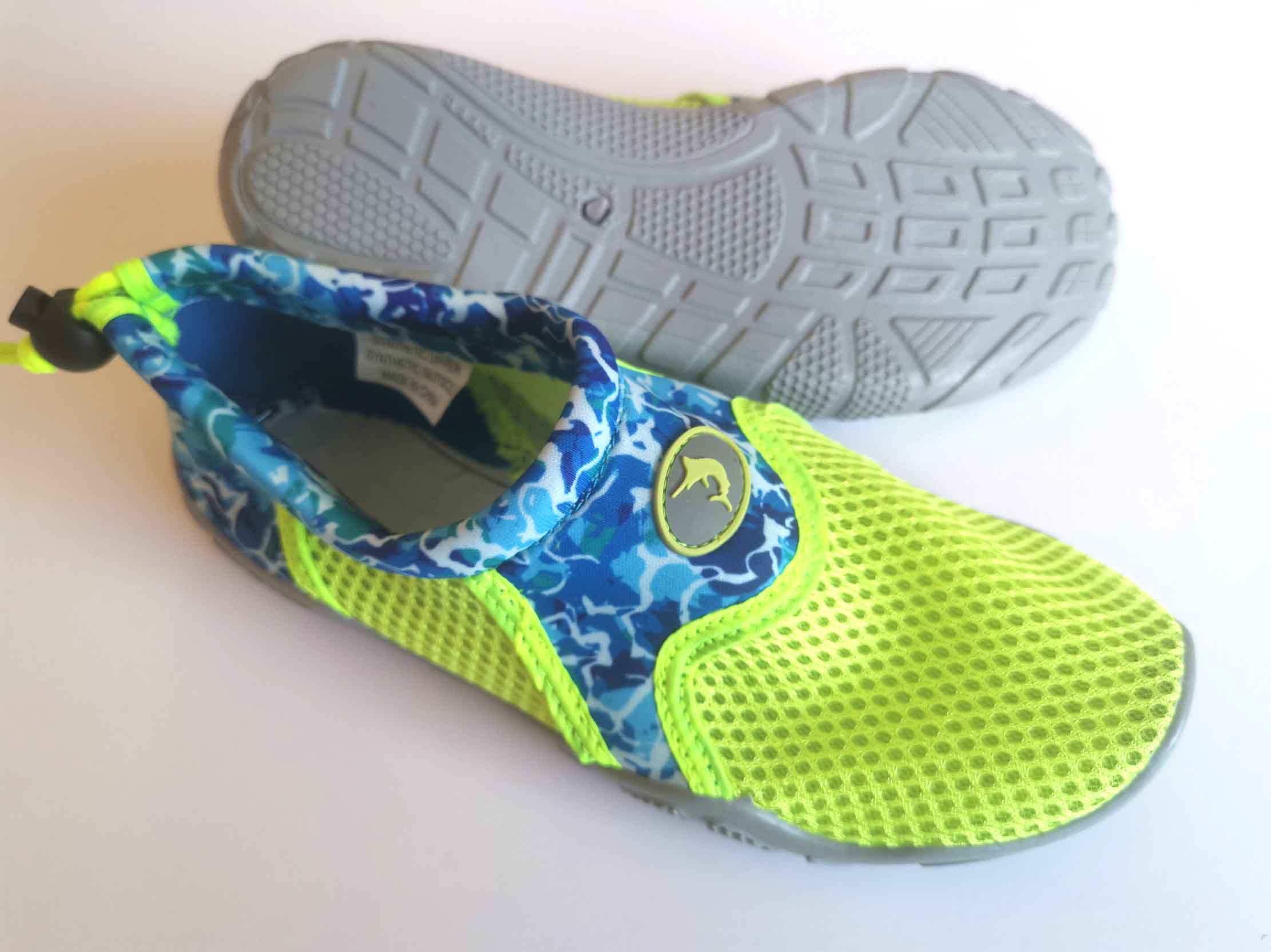aqua shoes