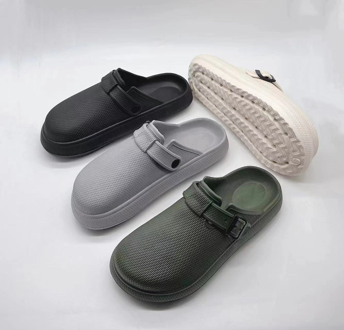 SANDAL