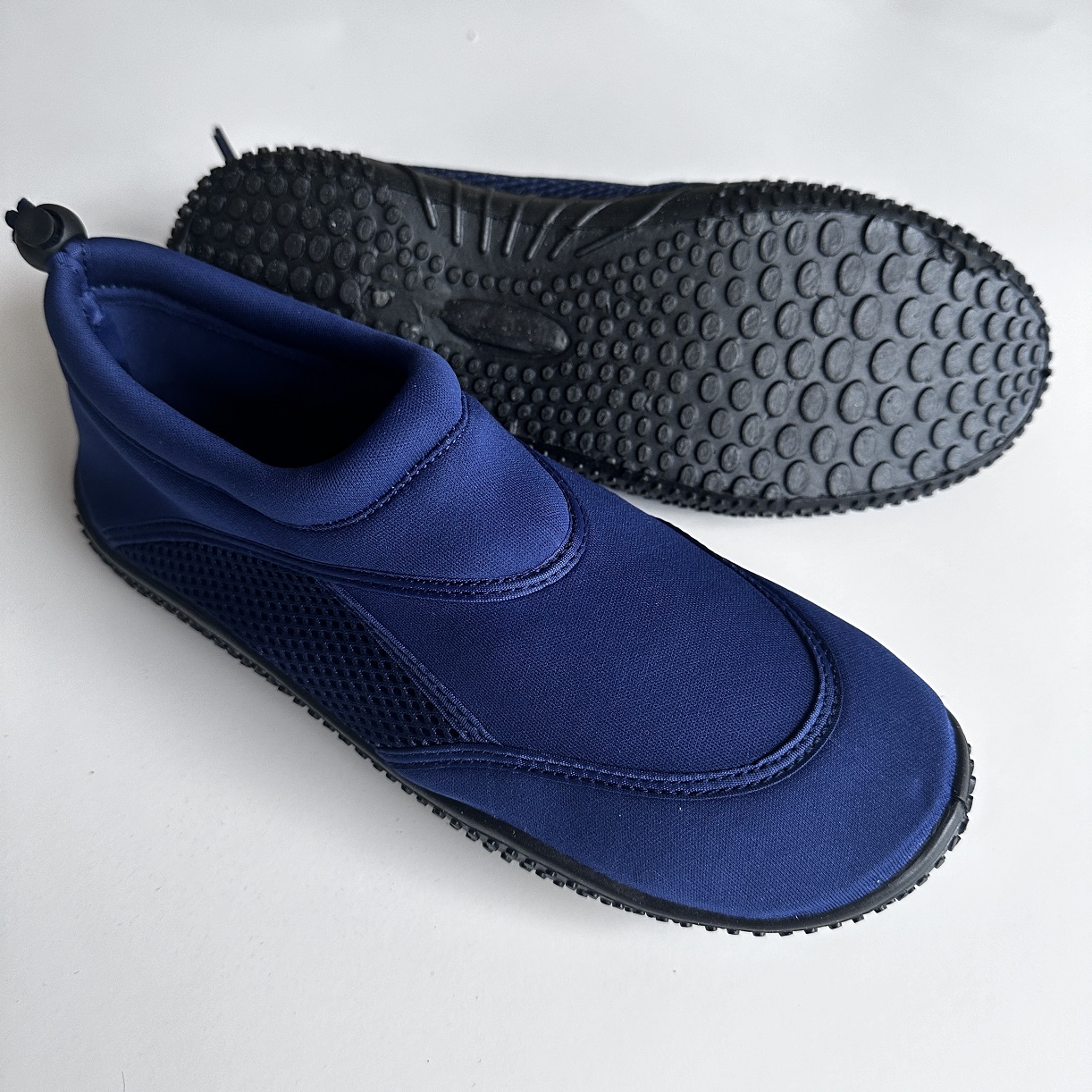 Aqua shoes