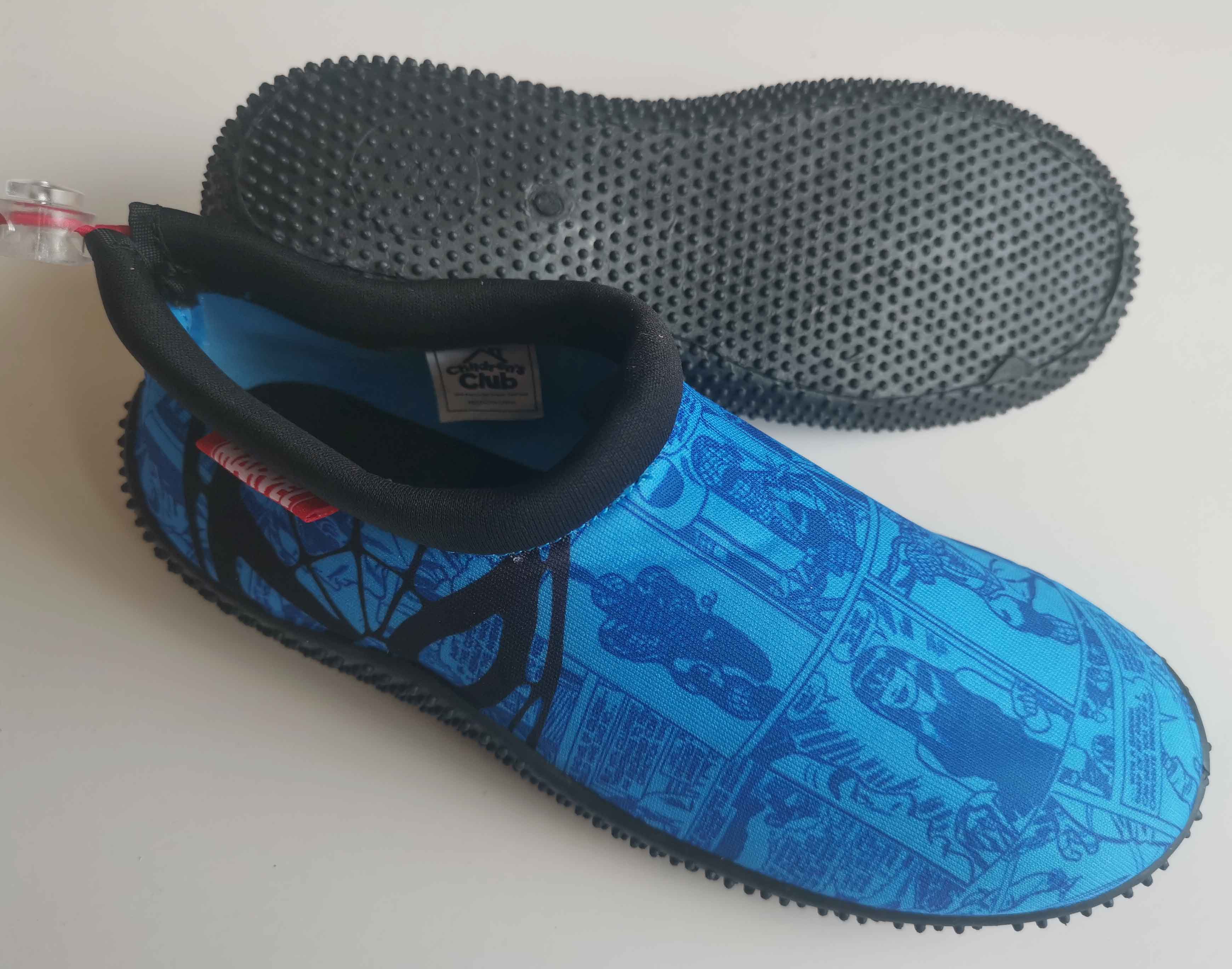 Aqua shoes