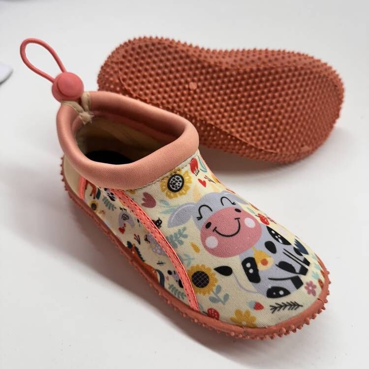 aqua shoes