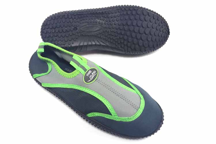 Beach shoes