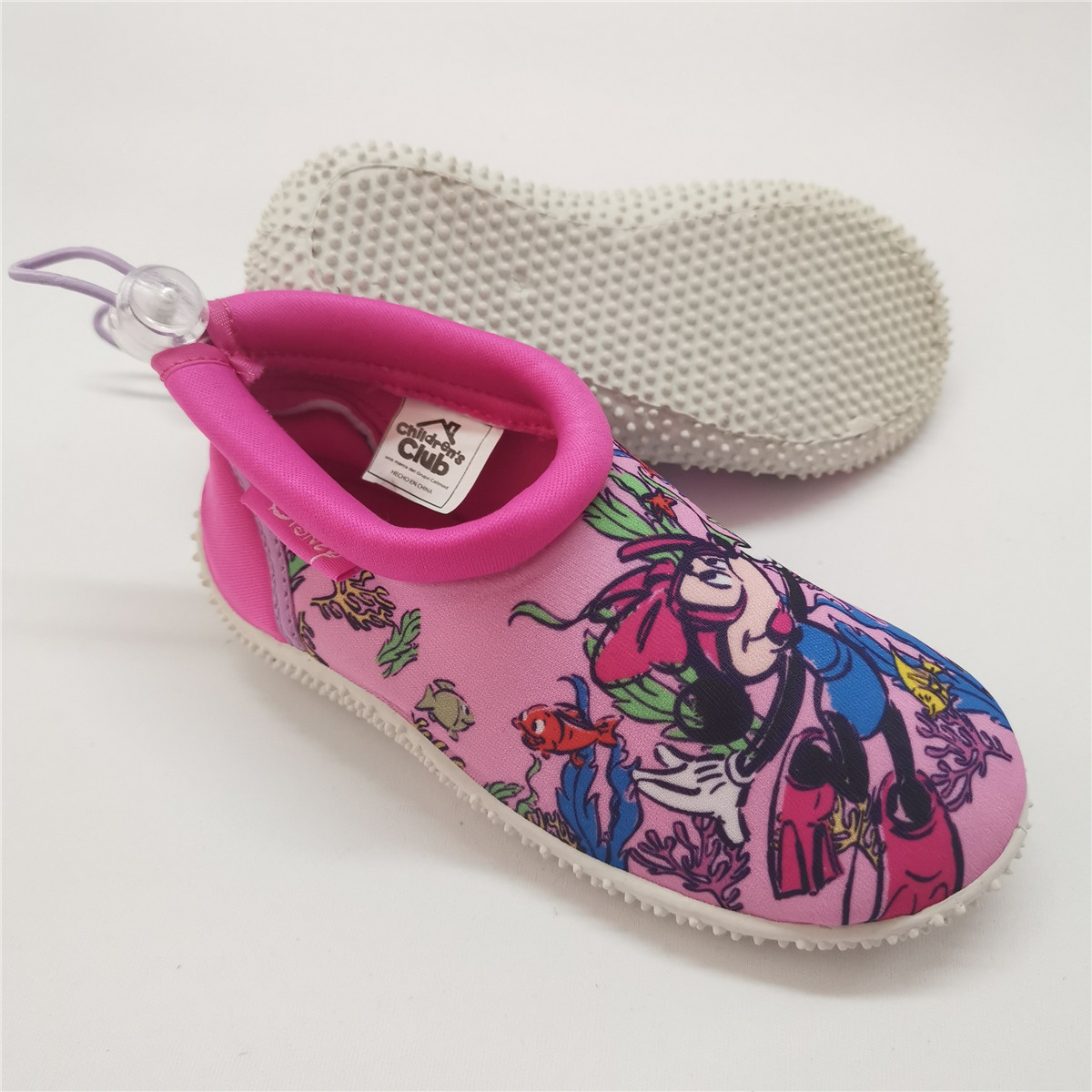 Beach shoes