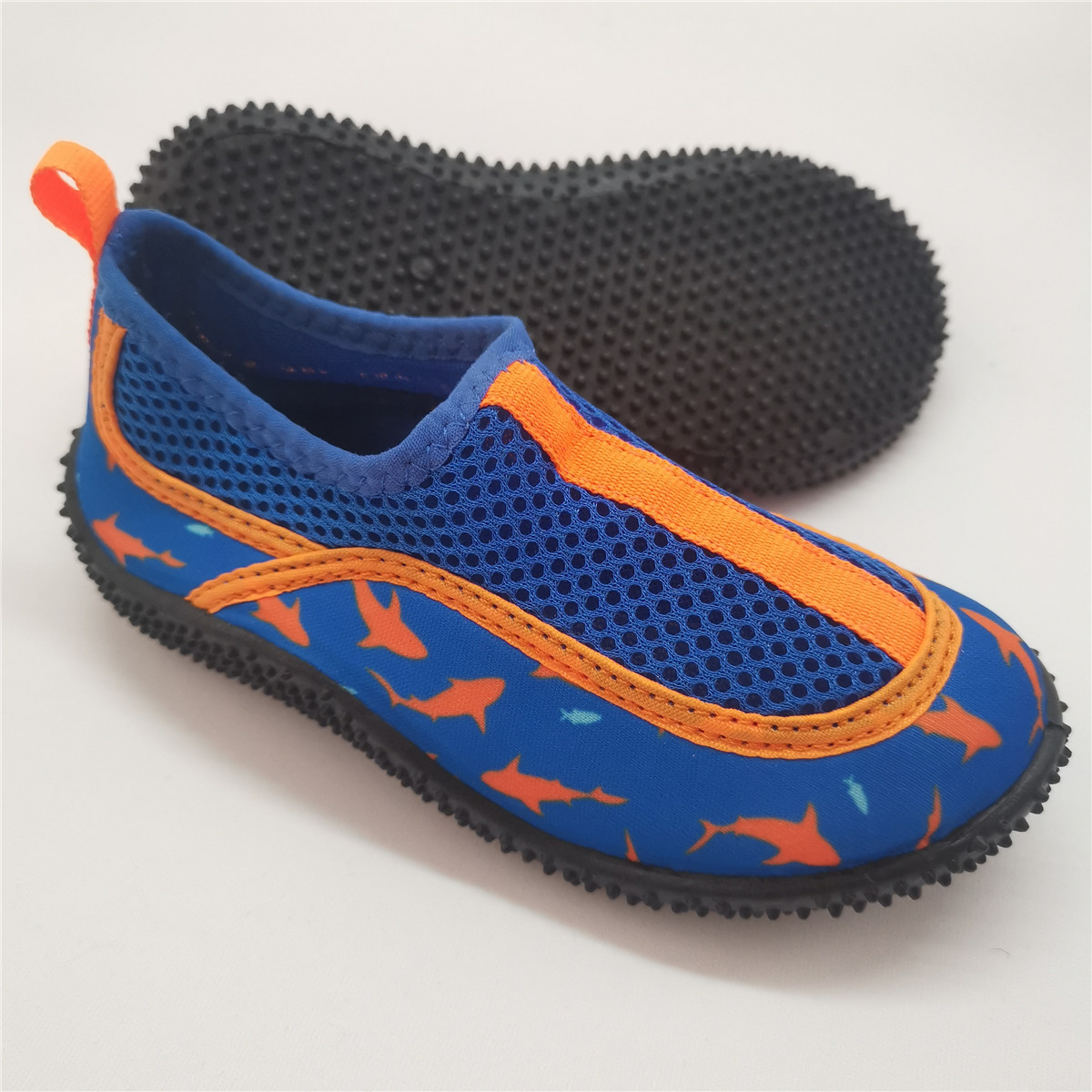 Beach shoes