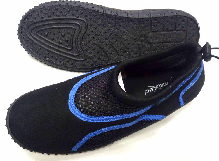 Beach shoes