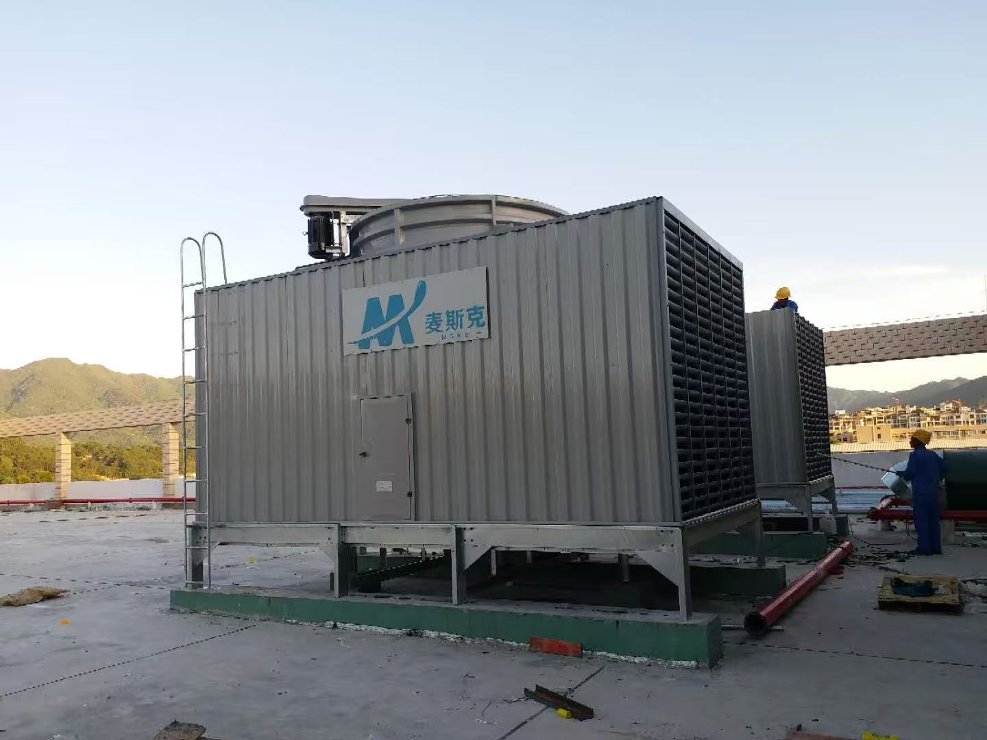 MBS玻璃钢方形横流冷却塔