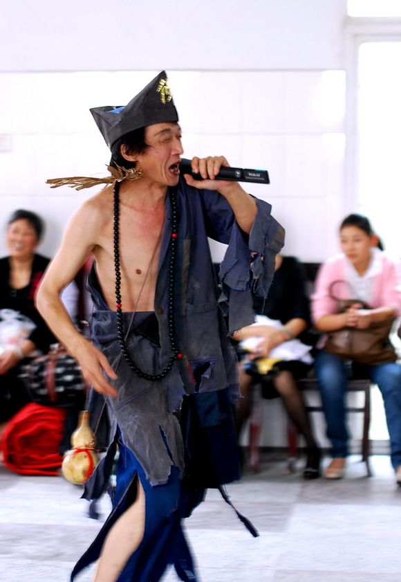 2010年重阳节敬老院慰问活动