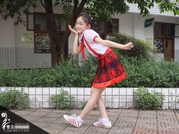 瞧···