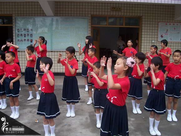 孤儿院2005年