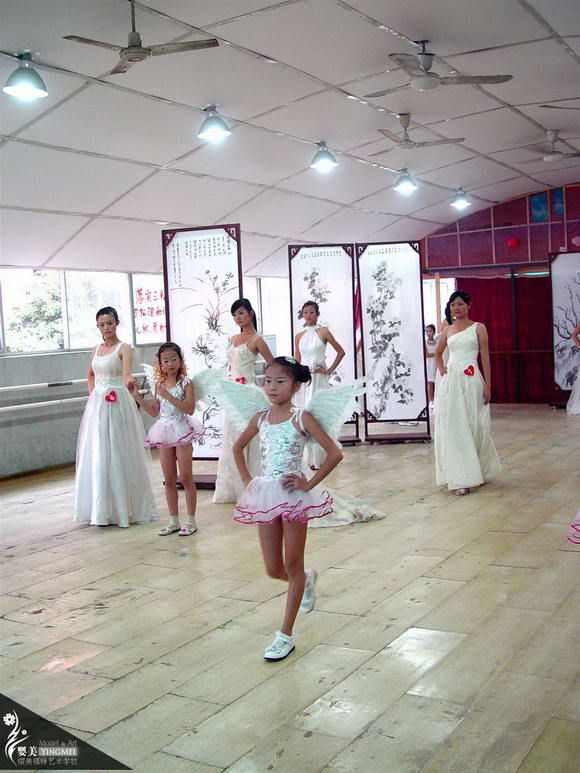 2007模特初级考试现场