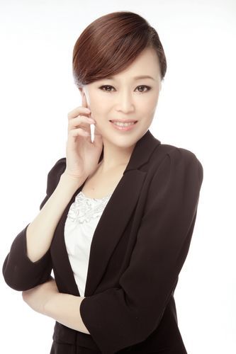 自贡市缨美模特培训学校校长夏缨